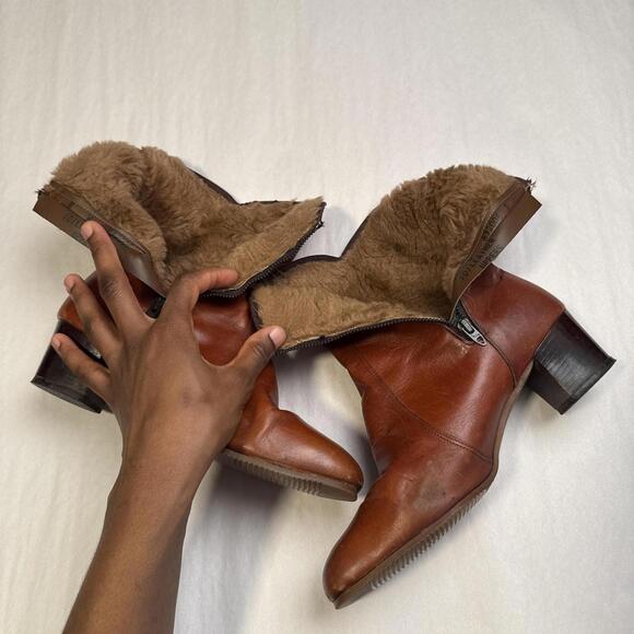 Rare Vintage 70s/80s Cognac Leather Faux Fur Lined Boots -Size 8 - Picture 7 of 8